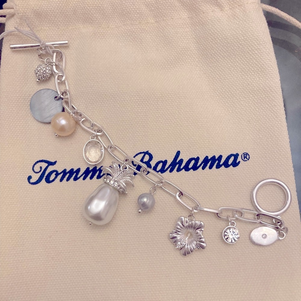NWT. Tommy Bahama Pearl and shell charm bracelet. Silverstone. Stunning for vaca